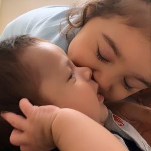 Meet your Posher, Monica